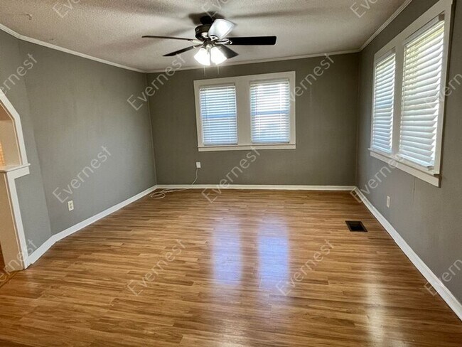 Foto del edificio - 1003 West St