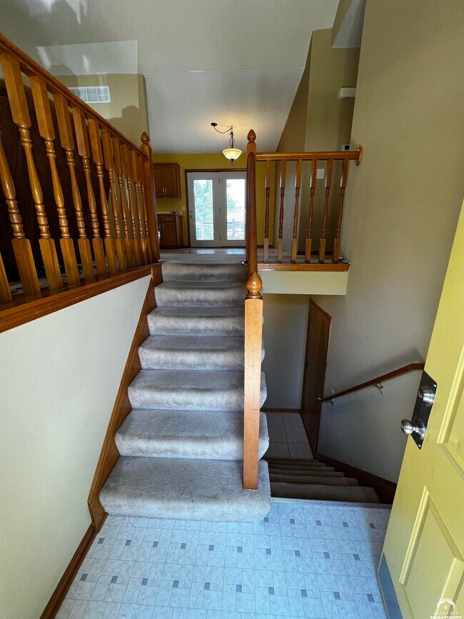 Building Photo - 33124 W 87th Terrace