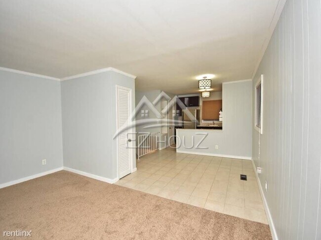 Foto del edificio - 6202 Chinquapin Pkwy