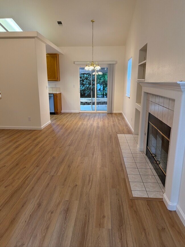 Foto del edificio - 309 Westin Ln