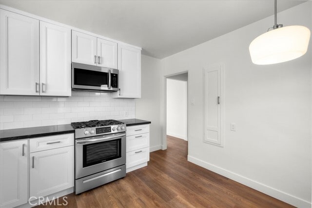 Building Photo - 309 24th St