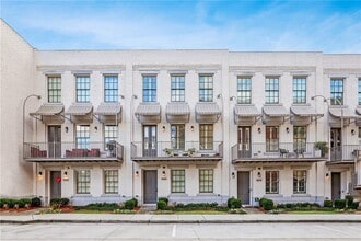 Building Photo - 308 Stonemont Dr NW