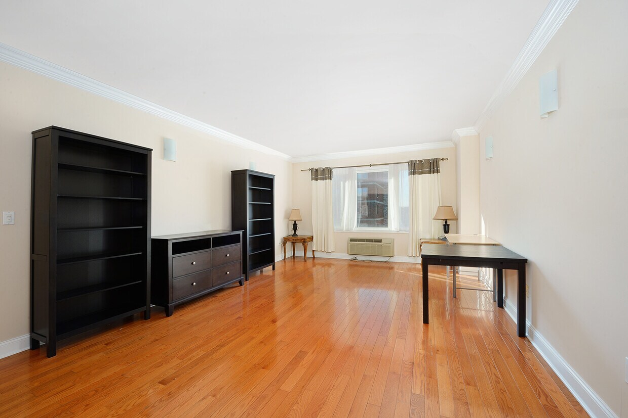 2307 City Plz Unit 2307, Edgewater, NJ 07020 Condo for Rent in