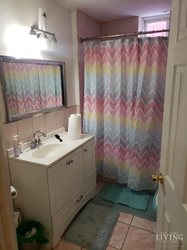 Foto del edificio - 0 bedroom in BROOKLYN NY 11203