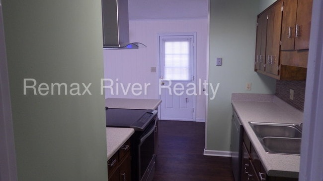 Building Photo - 2373 Boykin Rd