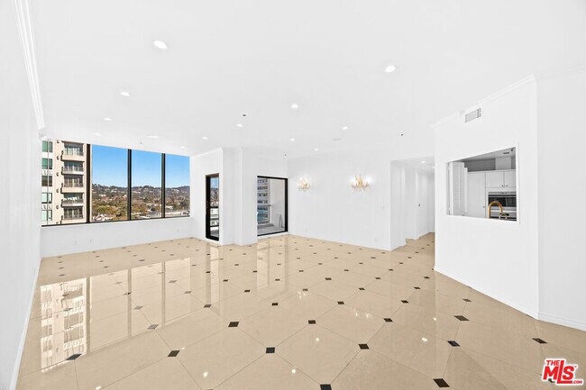 Building Photo - 10724 Wilshire Blvd