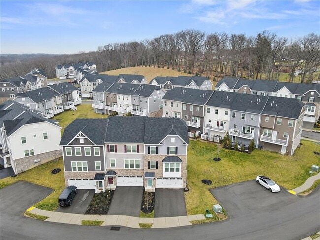 Foto del edificio - 123 Curtis Ct