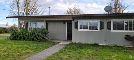 Building Photo - 8927 Craw Ln