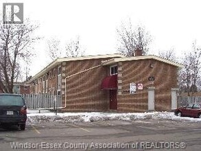 Building Photo - 2630 Columbia Ct