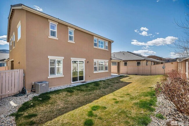 Foto del edificio - 10345 Rollins Dr