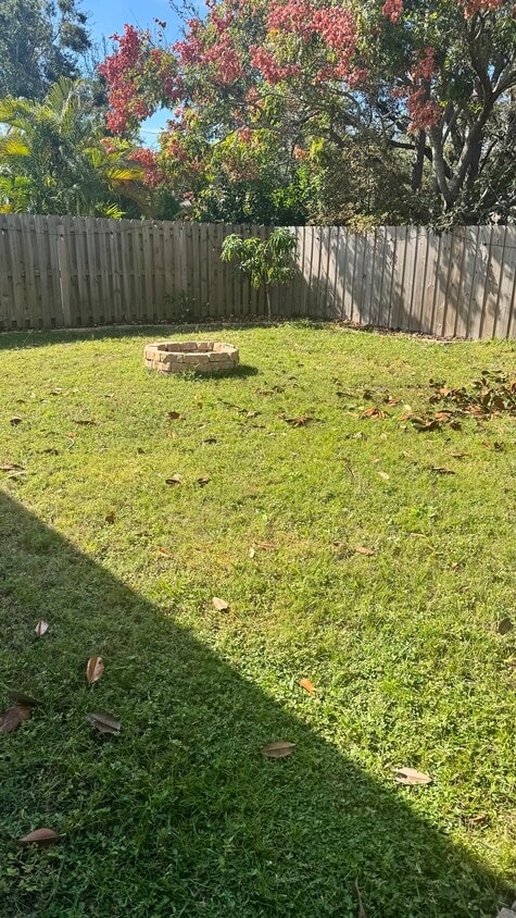 Building Photo - 480 Bridle Path Way