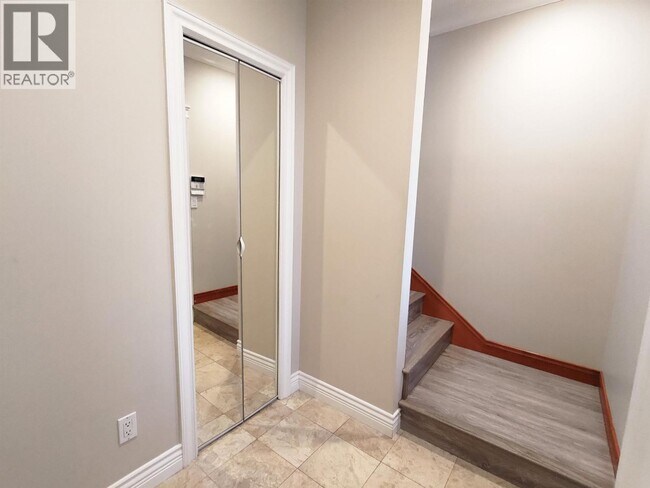 Photo du bâtiment - 8006 Cartier St