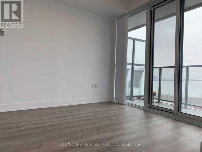 Building Photo - 20 Shore Breeze Dr