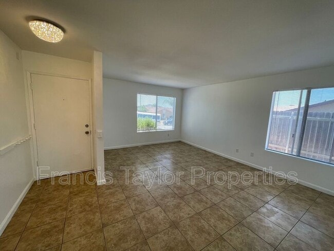 Foto del edificio - 1434 Manzanita Ave