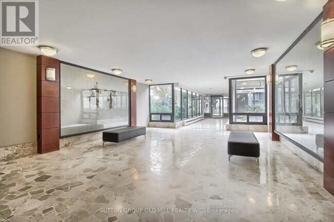 Photo du bâtiment - 360 Ridelle Ave