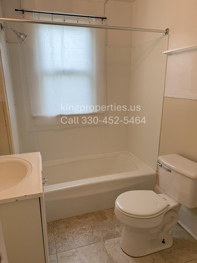 Foto del edificio - 713 Greenfield Ave SW