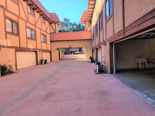 Gated Community Driveway - 5834 Etiwanda Ave