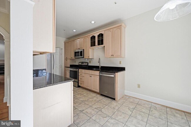 Foto del edificio - 6030 Kelsey Ct