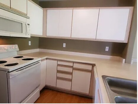 Foto del edificio - 0000 Horton Rd