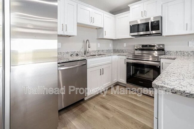 Foto del edificio - 623 Fall Meadow Ln