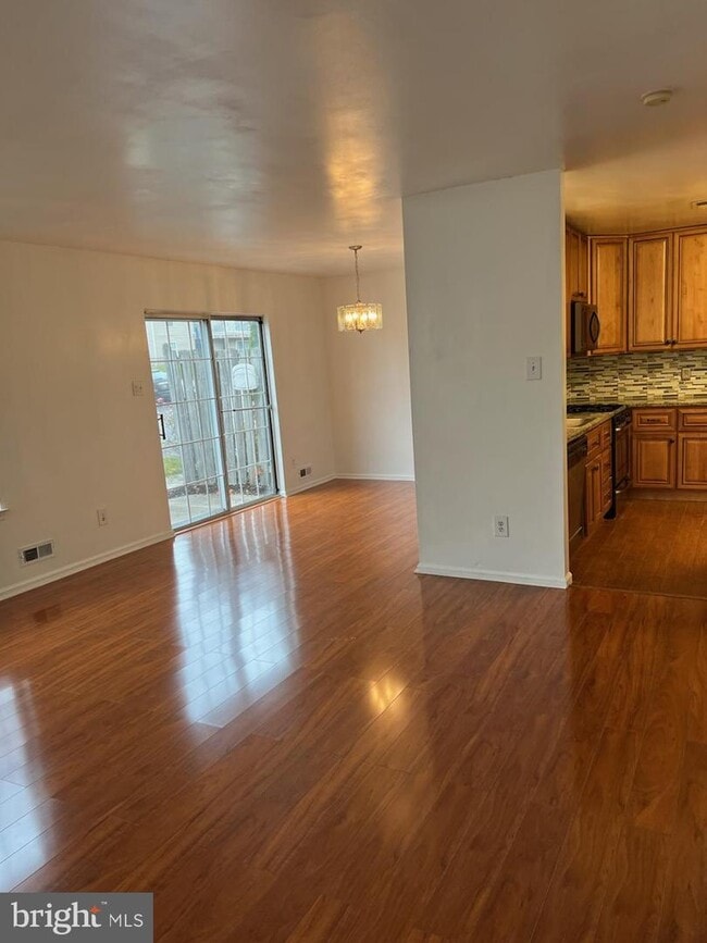 Building Photo - 209 Stonebridge Blvd