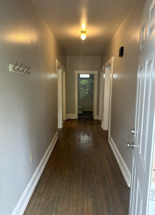 325 Williams St Unit B, Cumberland, MD 21502 Condo for Rent in