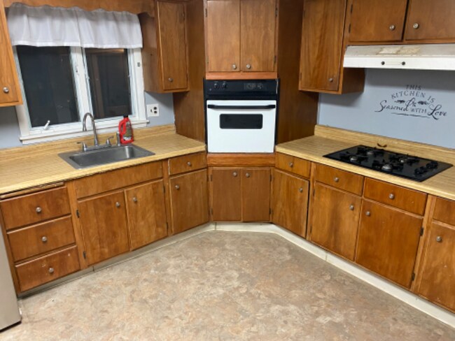 Foto del edificio - 528 N Fillmore Ave