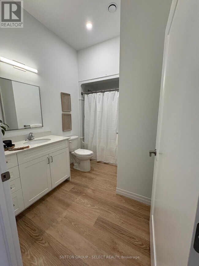 Building Photo - 351 Hill St