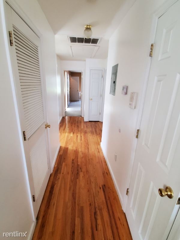 Foto del edificio - 337-341 Hawthorne Ave