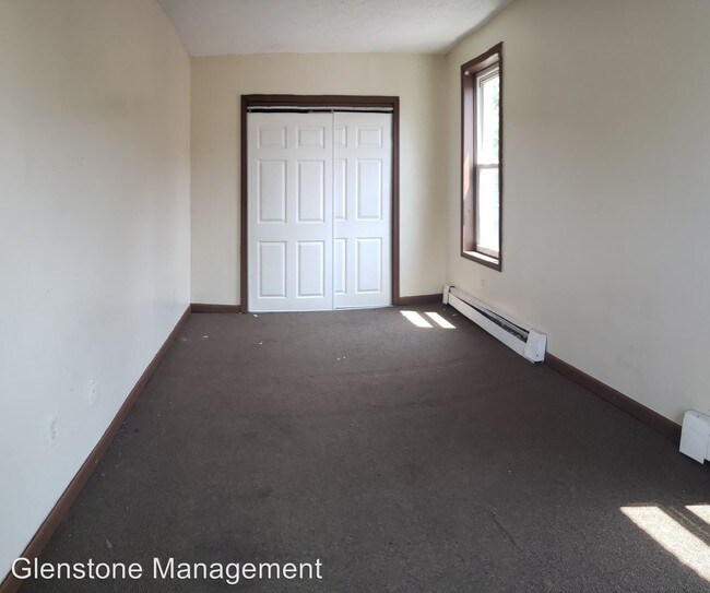 Building Photo - 114 Mather St