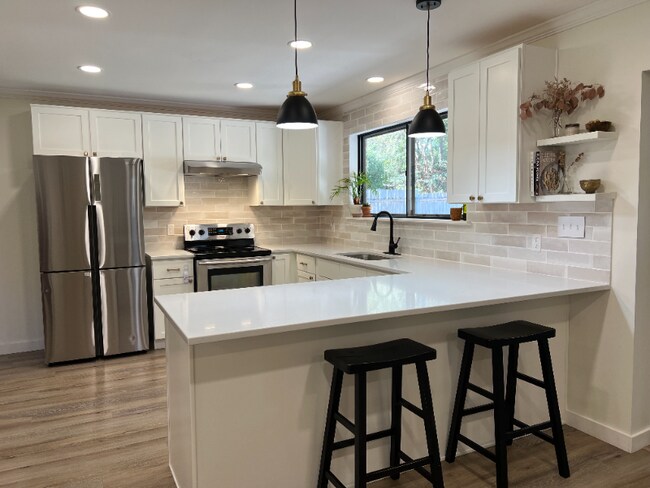 Building Photo - 317 Pontevedra Ln