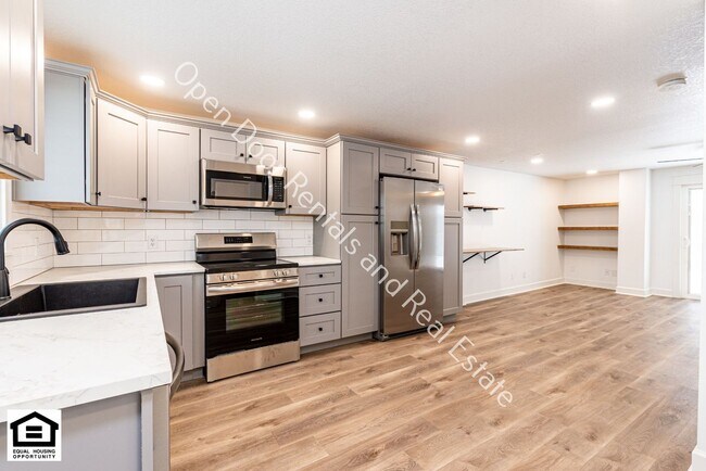 Foto del edificio - 15110 Tally Ho Dr