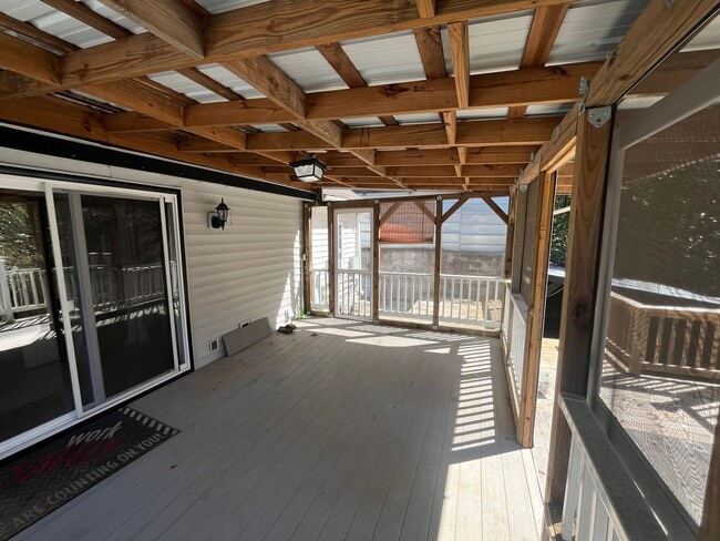 Building Photo - $1500 — 2 BEDROOM 1 BATH — Off Howard Gap Rd