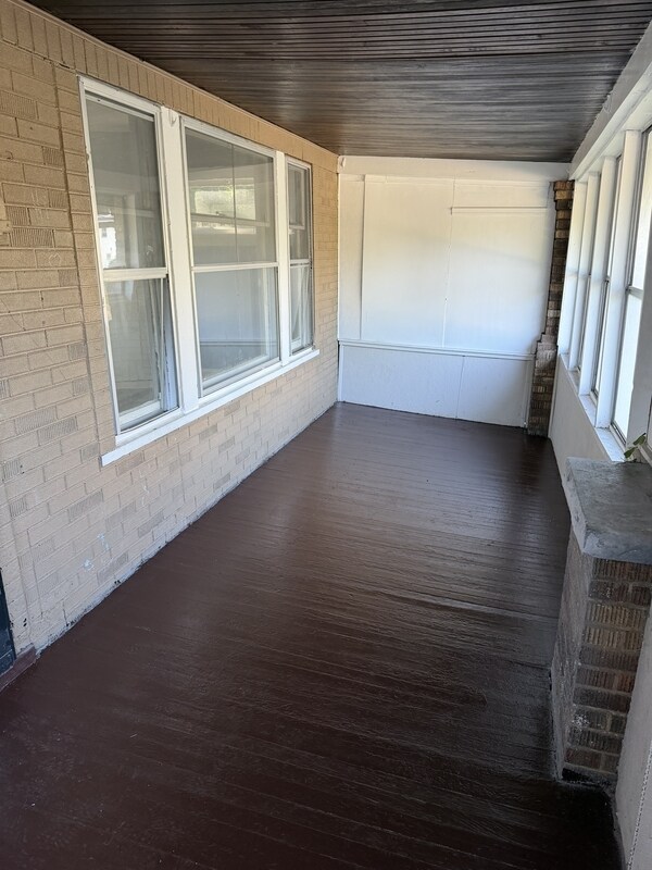 Foto del edificio - 664 E 96th St