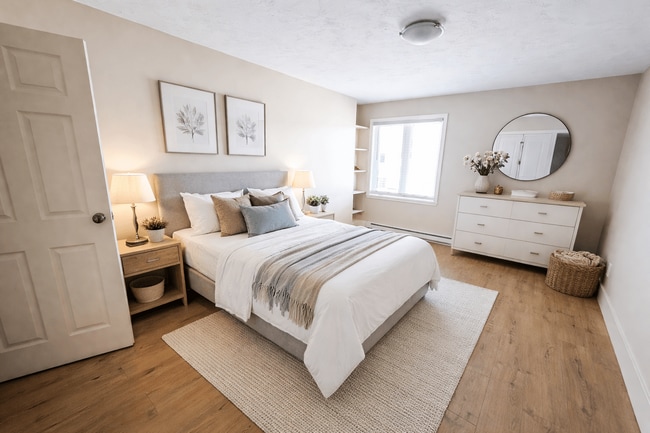 Building Photo - Woodbury Green