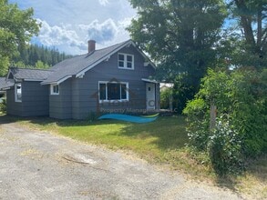 Building Photo - 121 1st Ave