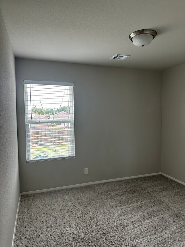 Foto del edificio - 14857 E 37th Pl S