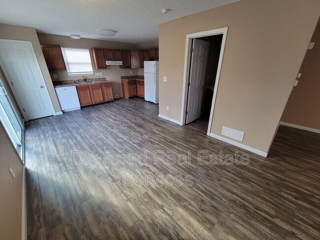 Foto del edificio - 268 Timber Hill Dr