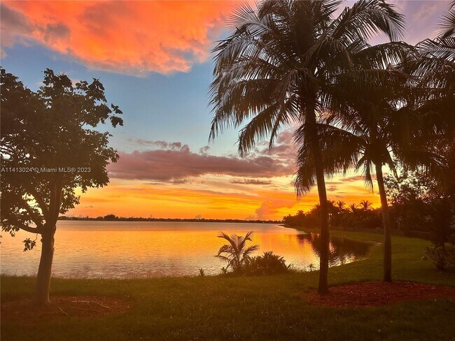 Foto del edificio - 4812 SW 173rd Ave