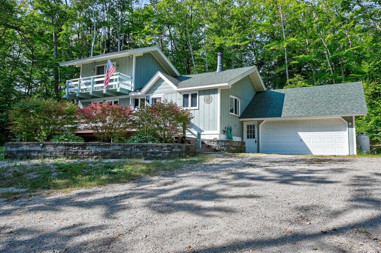 Primary Photo - 186 Ledgewood Rd