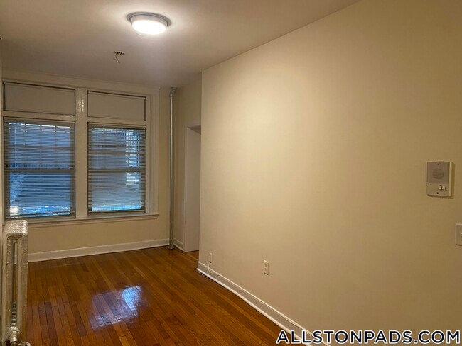 Foto del edificio - 1315 Commonwealth Ave