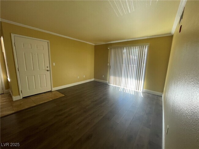 Foto del edificio - 1150 N Buffalo Dr