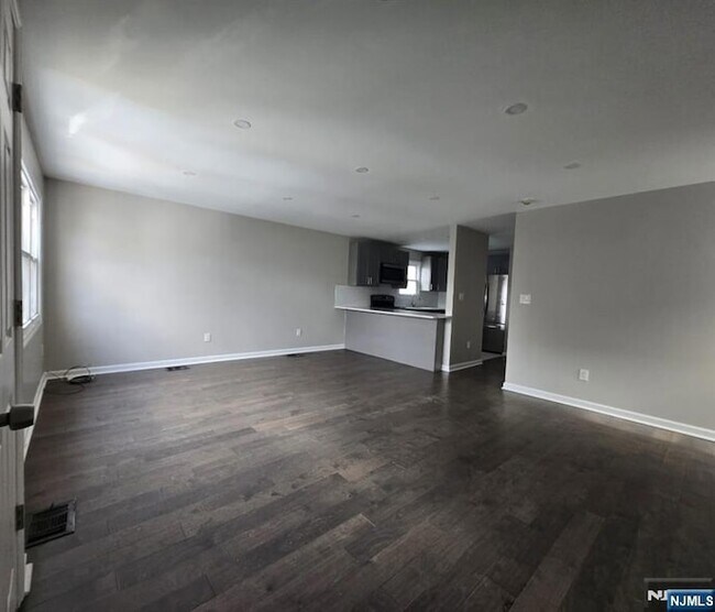 Foto del edificio - 7-9 Hudson St Unit 1ST