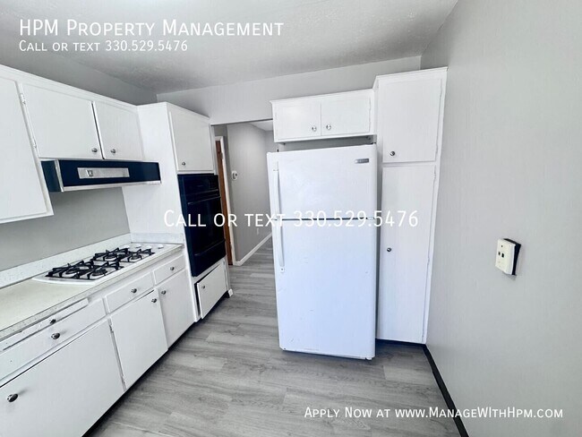 Foto del edificio - 850 S Green Rd
