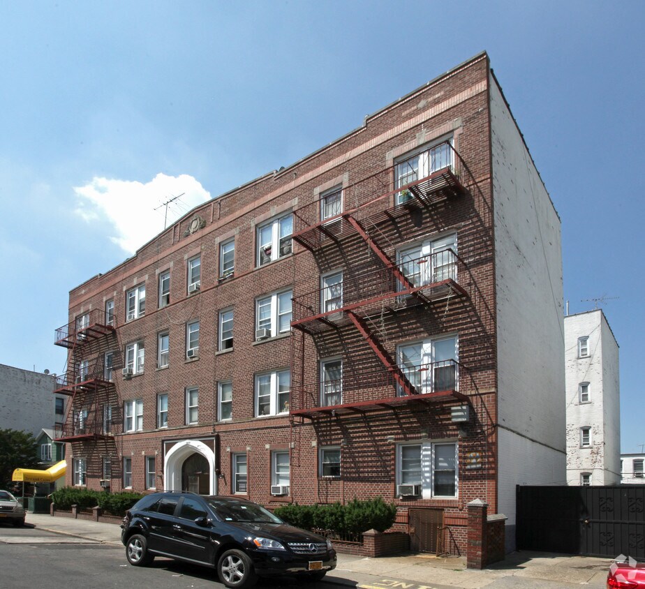 Building Photo - 1414 W 5th St