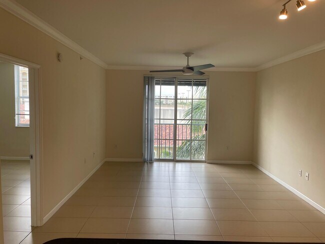 Foto del edificio - 630 S Sapodilla Ave