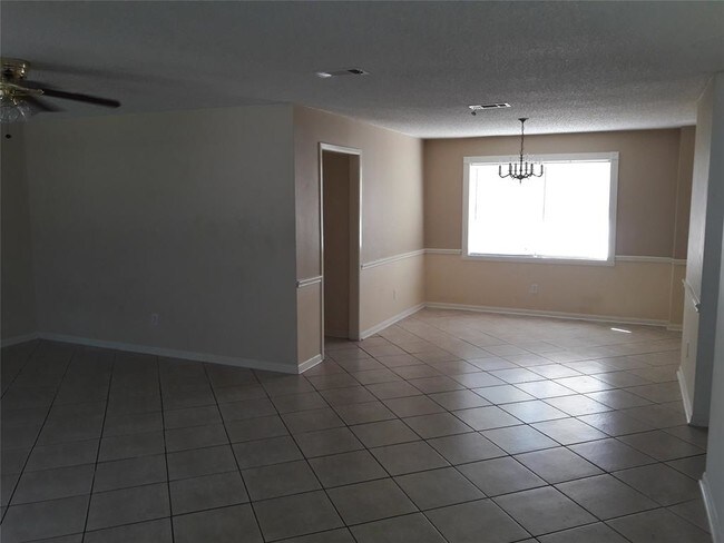 Building Photo - 18210 Kings Row