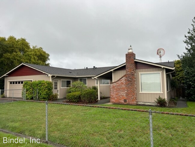 Foto del edificio - 2 br, 2.5 bath House - 2304 Old Arcata RD