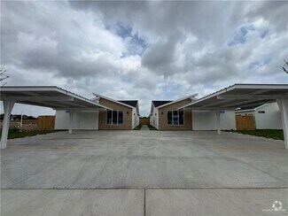 Building Photo - 2305 E Viviana St