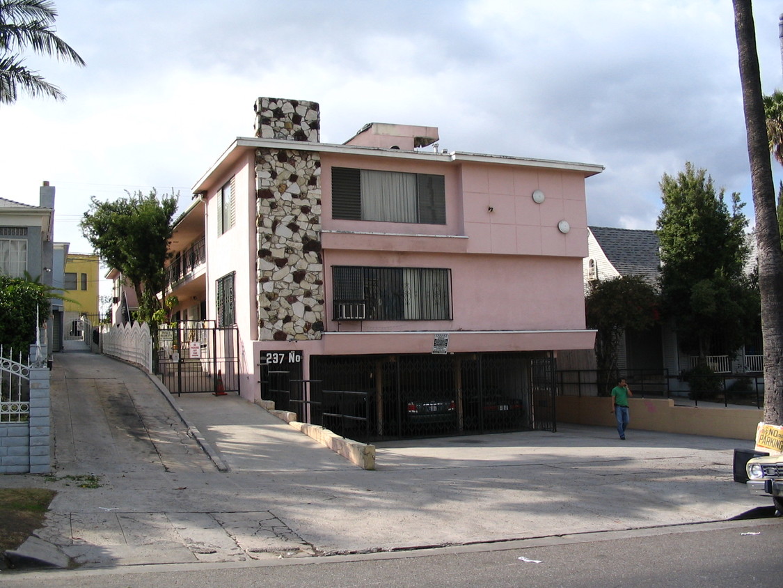 Building Photo - 237 N Catalina St